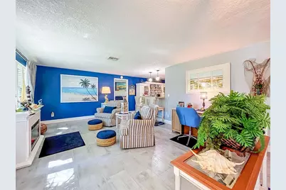 990 Lexington Dr, Dunedin, FL 34698 - Photo 3