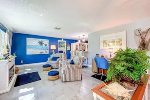 990 Lexington Dr, Dunedin, FL 34698 - Photo 3