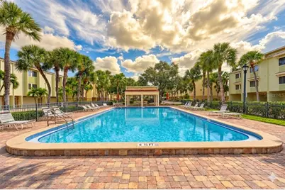 406 Sandy Hook Road, Treasure Island, FL 33706 - Photo 5
