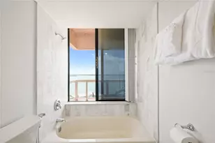 1310 Gulf Blvd, Clearwater Beach, FL 33767 - Photo 23