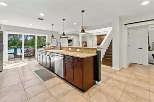 3006 River Grove Dr, Tampa, FL 33610 - Photo 9