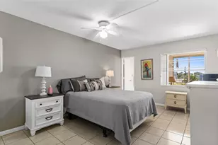 1868 Shore Dr S, South Pasadena, FL 33707 - Photo 17