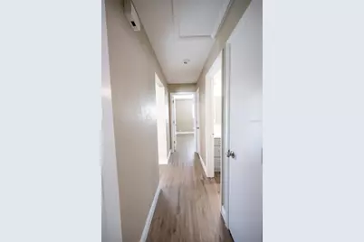 9372 1st Street N, Saint Petersburg, FL 33702 - Photo 9