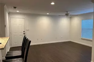 18414 Bridle Club Dr, Tampa, FL 33647 - Photo 3