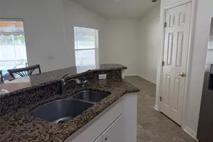 7002 Summit Cir, Winter Haven, FL 33884 - Photo 11
