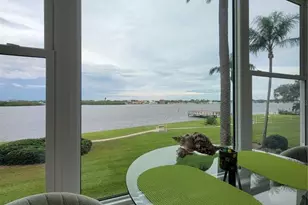 1847 Shore Dr S, South Pasadena, FL 33707 - Photo 7