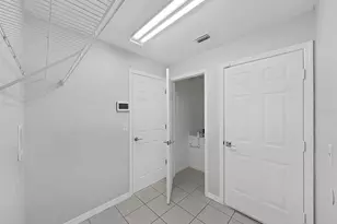 9541 Cypress Harbor Dr, Gibsonton, FL 33534 - Photo 9