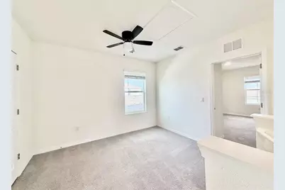5643 Hollingworth Trail, Wesley Chapel, FL 33545 - Photo 19