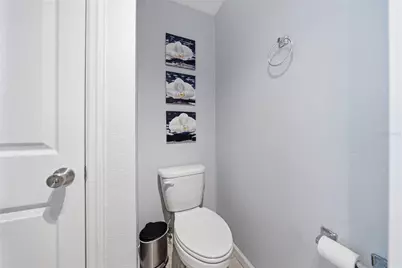 4985 Coquina Key Drive SE #F, Saint Petersburg, FL 33705 - Photo 11