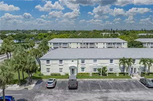 4985 Coquina Key Dr SE, Saint Petersburg, FL 33705 - Photo 3