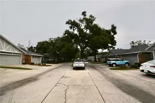 1762 Castle Rock Rd, Tampa, FL 33612 - Photo 49