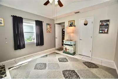 1762 Castle Rock Road, Tampa, FL 33612 - Photo 25