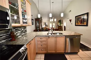 1762 Castle Rock Rd, Tampa, FL 33612 - Photo 17
