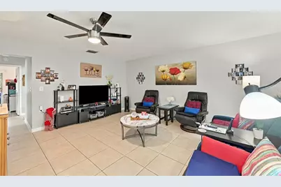 302 Canton Court #56, Sun City Center, FL 33573 - Photo 5