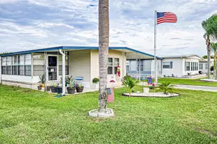 5402 Mohawk St, Zephyrhills, FL 33542 - Photo 3