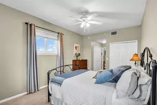 316 8th St S, Saint Petersburg, FL 33701 - Photo 15