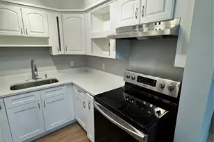 3314 W Tampa Bay Blvd, Tampa, FL 33607 - Photo 3