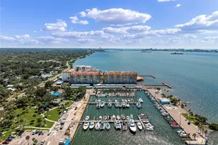 622 Edgewater Dr, Dunedin, FL 34698 - Photo 75