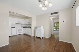 3300 Fox Chase Circle N, Palm Harbor, FL 34683 - Photo 5