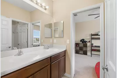 17515 Bright Wheat Drive, Lithia, FL 33547 - Photo 37