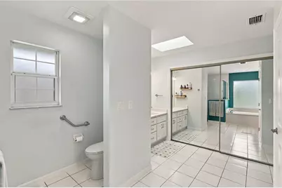 5718 NE 61st Avenue Road, Silver Springs, FL 34488 - Photo 17