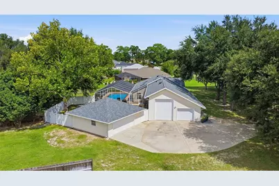5718 NE 61st Avenue Road, Silver Springs, FL 34488 - Photo 3
