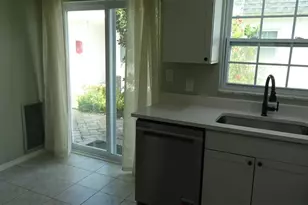 7809 38th Terrace N, Saint Petersburg, FL 33709 - Photo 13