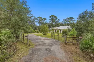 71 Perry Ln, Enterprise, FL 32725 - Photo 11