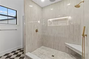 1025 Melrose Ave S, Saint Petersburg, FL 33705 - Photo 25
