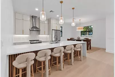 1025 Melrose Avenue S, Saint Petersburg, FL 33705 - Photo 11