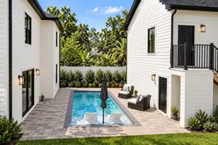 1025 Melrose Ave S, Saint Petersburg, FL 33705 - Photo 39
