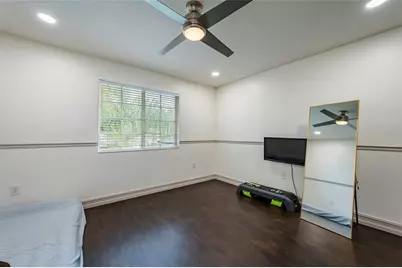 18182 Sandy Pointe Drive, Tampa, FL 33647 - Photo 43