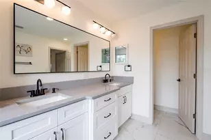 18182 Sandy Pointe Dr, Tampa, FL 33647 - Photo 37