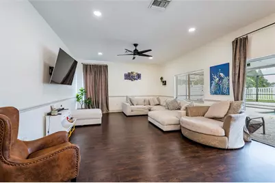 18182 Sandy Pointe Drive, Tampa, FL 33647 - Photo 23