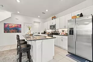 10824 Fanning Spgs Ct, Tampa, FL 33647 - Photo 5