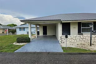 701 W Brockton Pl, Sun City Center, FL 33573 - Photo 7