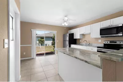 701 W Brockton Place, Sun City Center, FL 33573 - Photo 17
