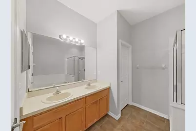 9541 Cypress Harbor Drive, Gibsonton, FL 33534 - Photo 29