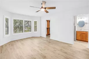 350 2nd St N, Saint Petersburg, FL 33701 - Photo 25