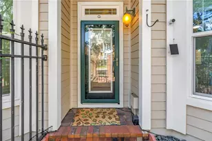 350 2nd St N, Saint Petersburg, FL 33701 - Photo 11