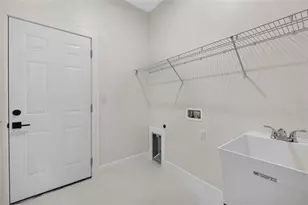 613 W Valencia St, Lakeland, FL 33805 - Photo 51