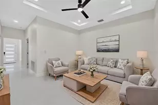 613 W Valencia St, Lakeland, FL 33805 - Photo 9