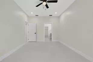 613 W Valencia St, Lakeland, FL 33805 - Photo 33