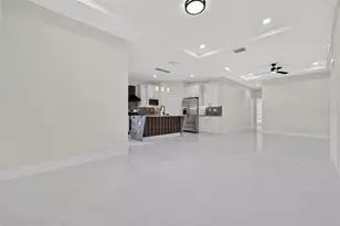 619 W Valencia St, Lakeland, FL 33805 - Photo 13