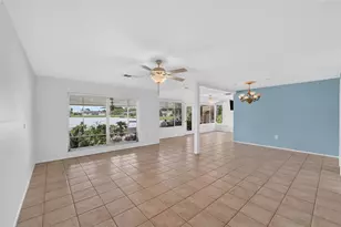 1003 Andover Cir, Sun City Center, FL 33573 - Photo 15