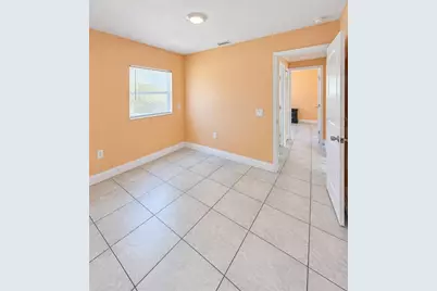 10115 N 14th Street, Tampa, FL 33612 - Photo 11