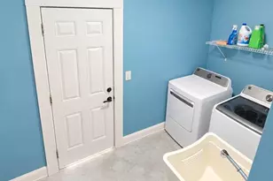 10115 N 14th St, Tampa, FL 33612 - Photo 17