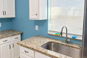 10115 N 14th St, Tampa, FL 33612 - Photo 9