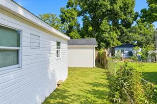 10115 N 14th St, Tampa, FL 33612 - Photo 19