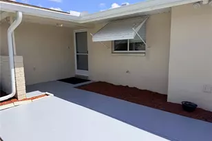 10118 Holly Dr, Port Richey, FL 34668 - Photo 5